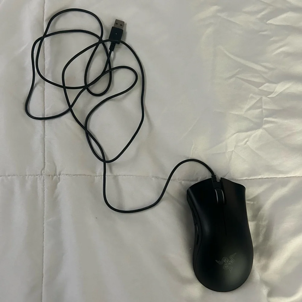Razer Deathadder Essential